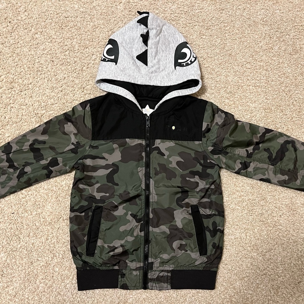 Boys lightweight jacket size 6-7